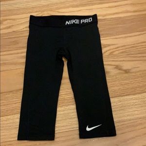 Girls Nike Pro cropped tights